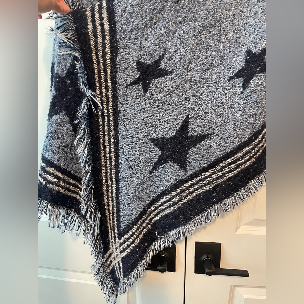 Blue Star Poncho Scarf Wrap - Picture 7 of 7